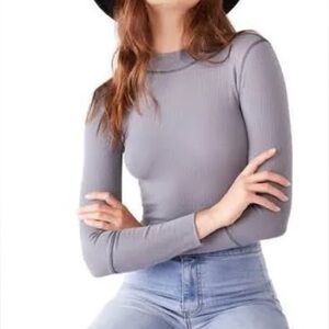 🍋Free People Mock Neck Long Sleeve🍋
